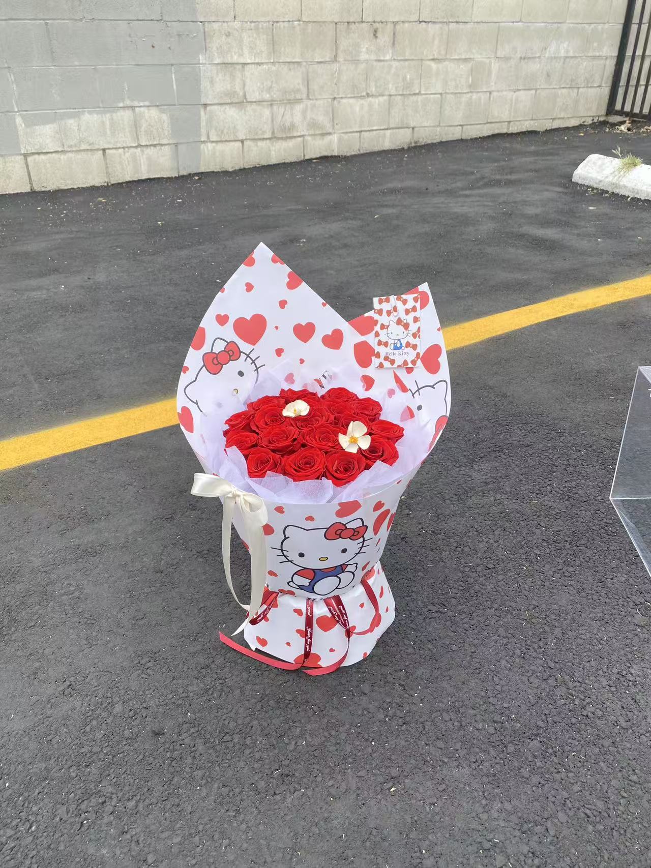 Preserved Flower HelloKitty Bouquet