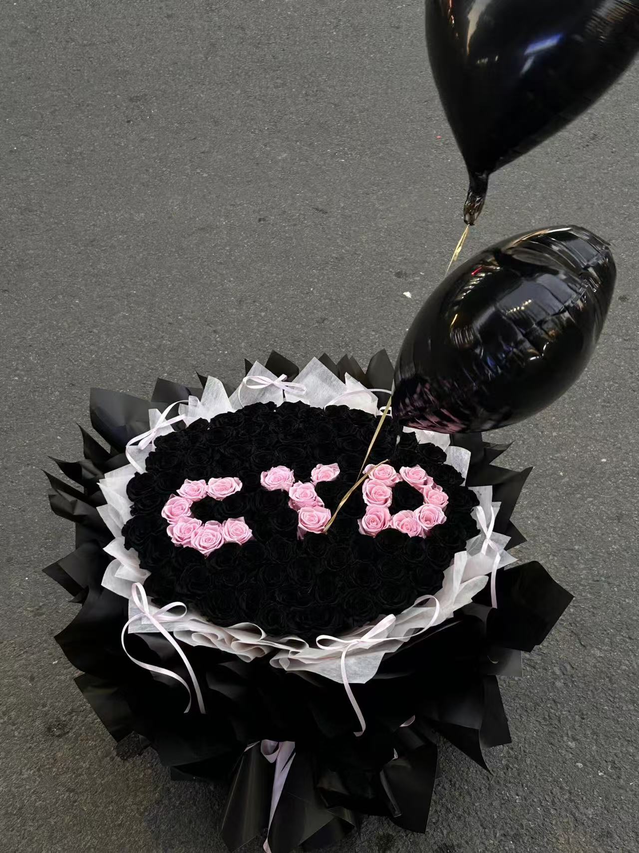 Eternal Secret Personalized Black & Pink Rose Bouquet