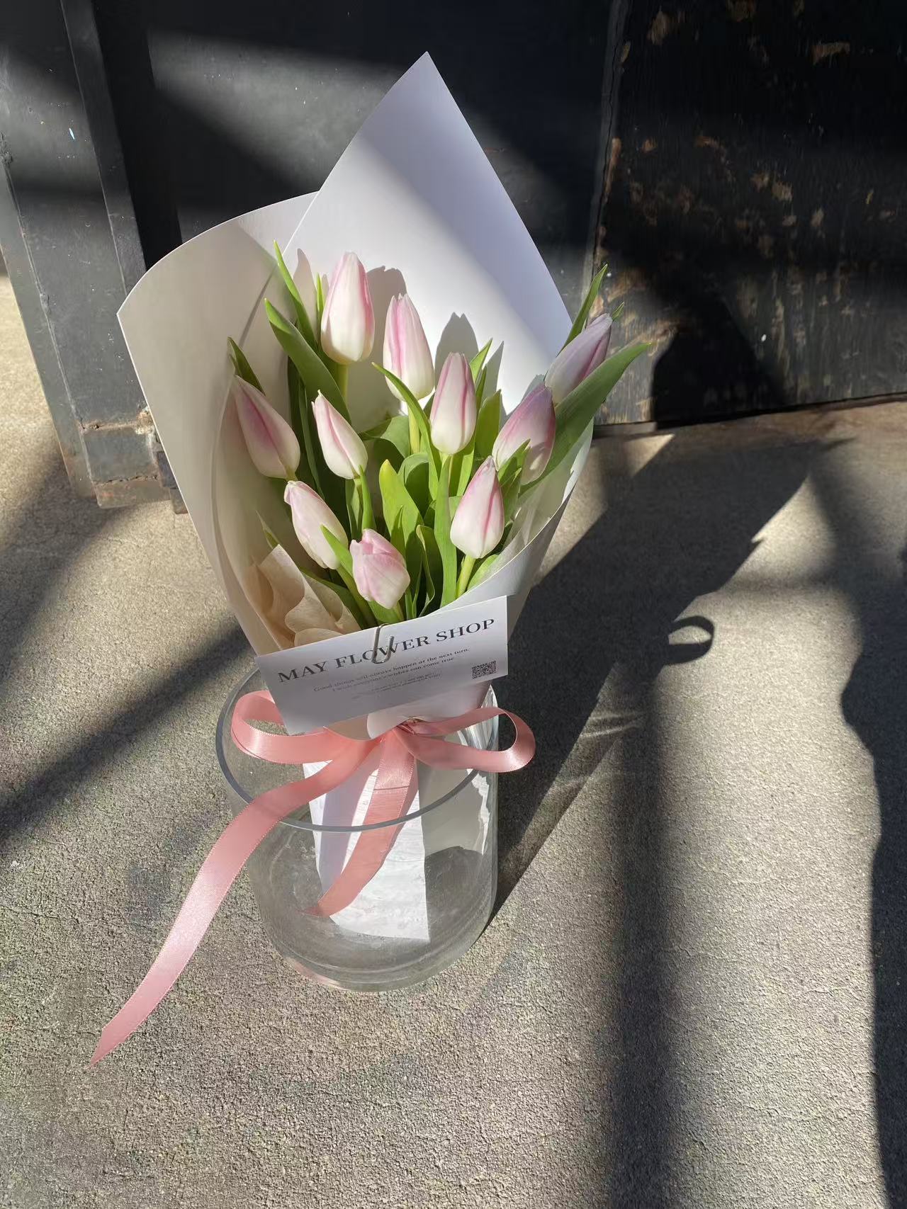 Elegant Pink Tulip Bouquet - Fresh Flower Delivery for Birthdays & Spring