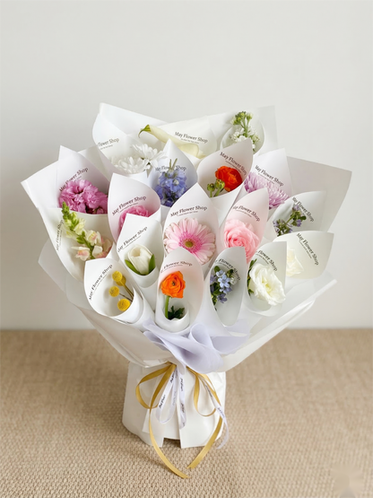 Multi-Bloom Floral Bouquet - 16 Pcs Assorted Fresh Flowers for Birthdays & Occasions