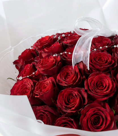 Fresh Red Roses Bouquet – Hand-Tied Bouquet for Anniversaries & Birthdays