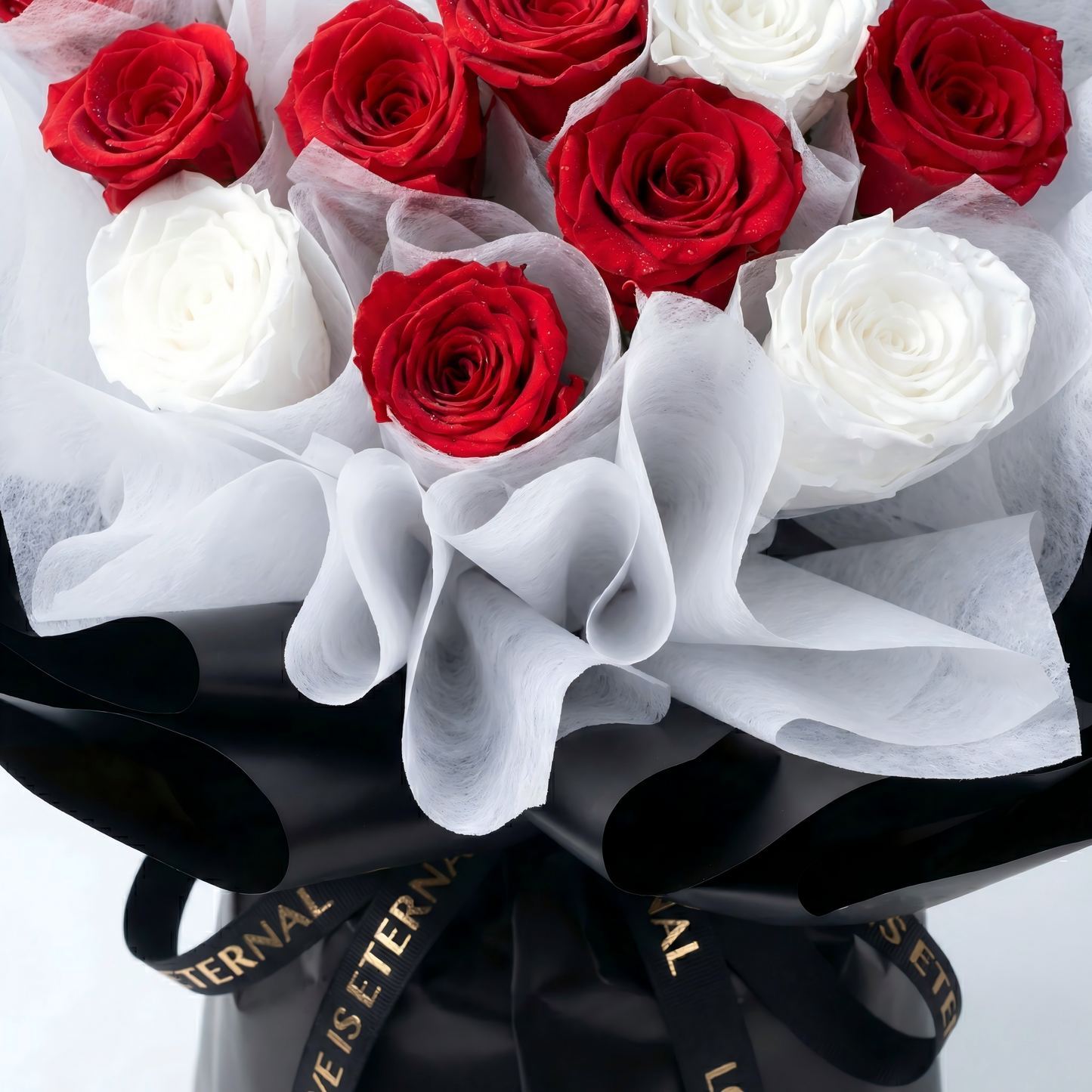Eternal Red & White Preserved Rose Bouquet - Handcrafted Long-Lasting Gift