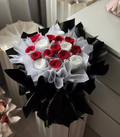Eternal Red & White Preserved Rose Bouquet - Handcrafted Long-Lasting Gift